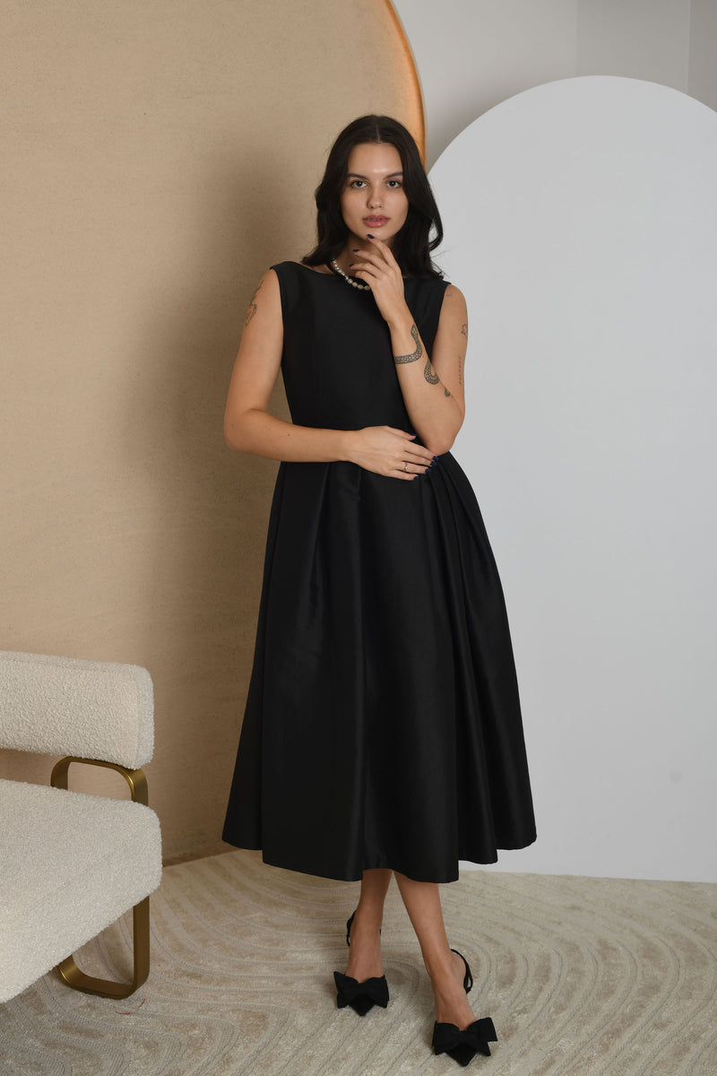 FOR RENT - Christian Dior Sleeveless Midi Dress with Pleated Skirt