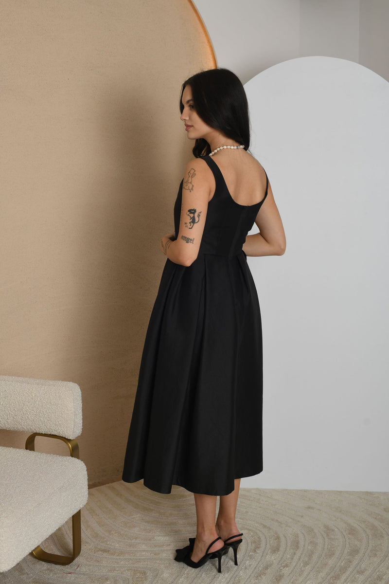 FOR RENT - Christian Dior Sleeveless Midi Dress with Pleated Skirt