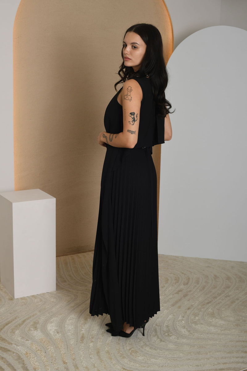 FOR RENT - Livia Sleeveless Pleated Maxi Dress in Black